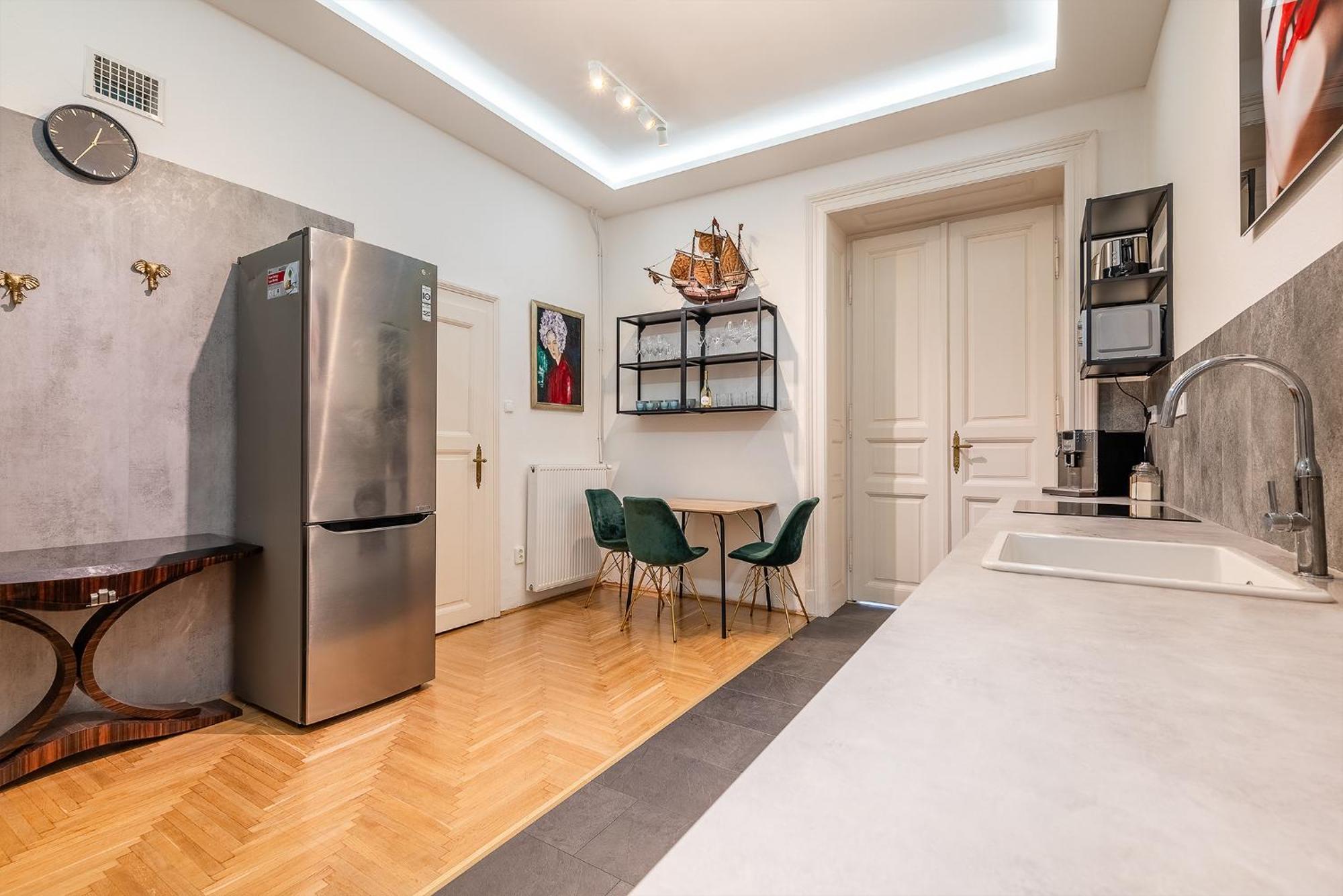 Aviator Luxury Apartment Budapest Exterior photo
